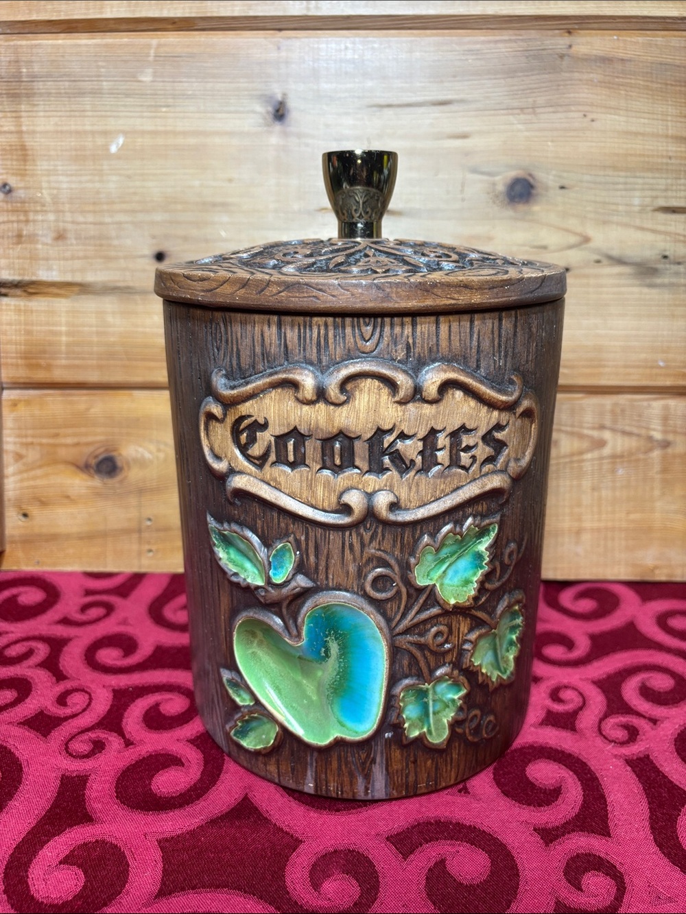 Vintage Treasure Craft Ceramic Cookie Jar – Faux Wood Grain Barrel Design